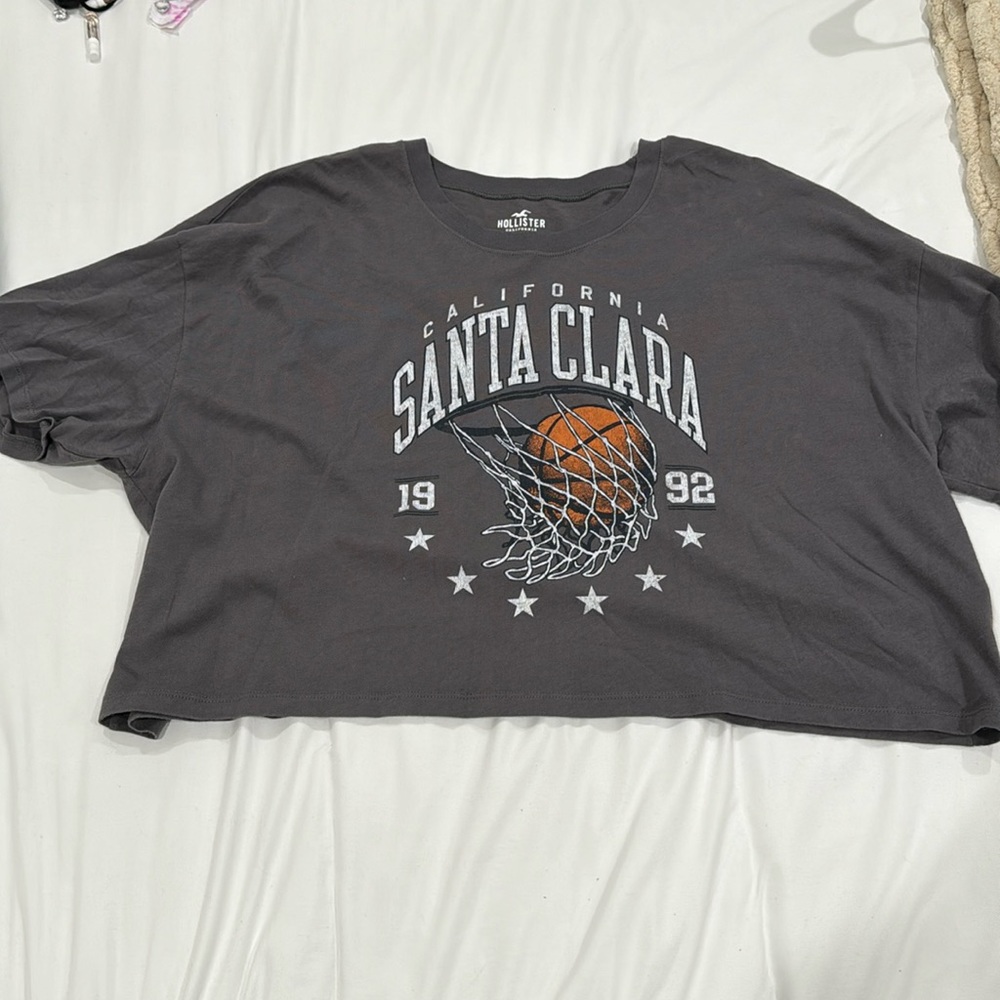 Hollister Cropped Tee